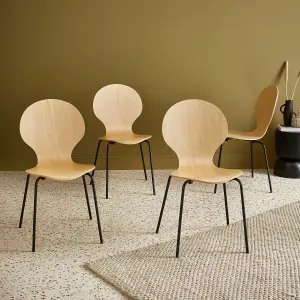 sweeek. Set of 4 retro wooden stacking chairs Naomi Natural 43x48x87 cm