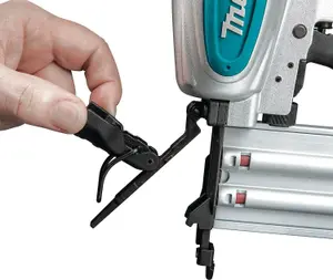 Makita AF506 18g Gauge Brad Air Pin Nailer with 50mm 18g Nails and Accessories