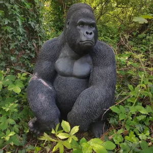 Vivid Arts Real Life Sitting Gorilla Garden Ornament