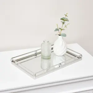 Melody Maison Silver Rectangle Mirrored Display Tray