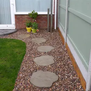 Charles Watson 20-30mm Scottish Pebbles Rounded Decorative Stones Large Approx. 20kg Polybag