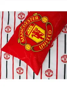 Manchester United FC Crest Double Duvet Cover and Pillowcase Set