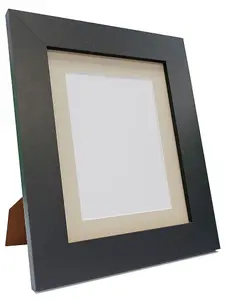 Metro Black Frame with Light Grey Mount for Image Size 4 x 3 Inch