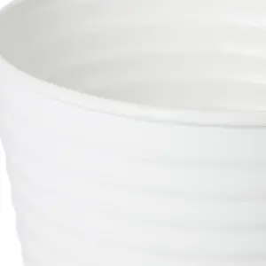 GoodHome White Ribbed Metal Plant pot (Dia) 27.3cm, (H)25cm, 2.5L