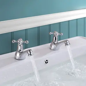 Nes Home Trafford Traditional Cross Head Basin Hot & Cold Tap Pair & Waste Chrome