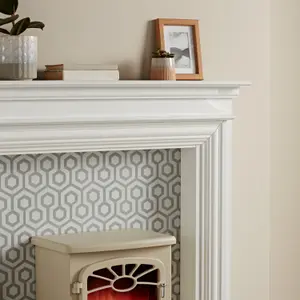 Focal Point Regent White & black MDF Fireplace surround set