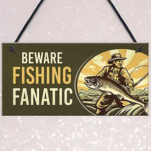 Red Ocean Beware Fishing Finatic Sign - Funny Fishing Sign Gifts For Men - Novelty Fisherman Gifts For Dad Grandad Son Brother