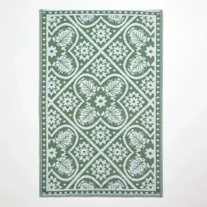 Homescapes Green Outdoor Rug with Floral Leaf Pattern, 122 x 182 cm