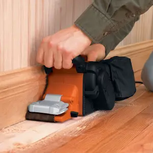 Black+Decker 720W 230V Corded Belt sander KA88