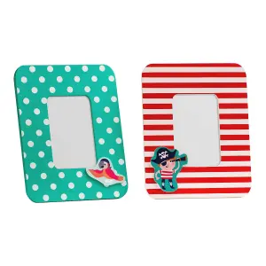 Interiors by Premier Playful Design Assorted 4 x 6 Photo Frames, Pirate Themed Picture Frame, Durable Multi Photo Frame For Wall