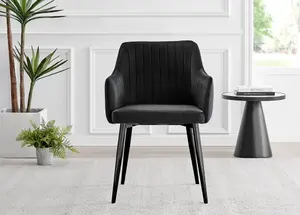 Furniturebox UK Palma Black Semi Gloss Round Pedestal Dining Table & 4 Black Velvet Calla Black Leg Chairs