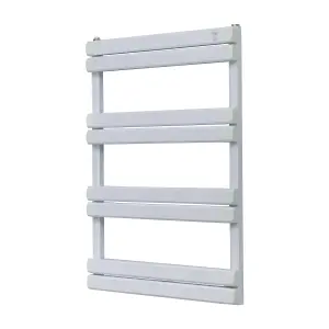 Aluminium Towel rail. compatible with heat pump. energy efficient. White. Model: Venice. Height: 775mm. width: 500mm