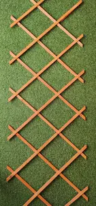 2 x 7mm Heavy Duty Brown Expanding Wooden Trellis 1.8m x 0.6m