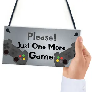 Novelty Gaming Sign Hanging Bedroom Sign Gamer Gift For Dad Son Brother