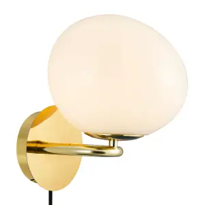 Nordlux Shapes Indoor Glass Wall Light in Brass