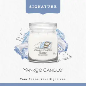 Yankee Candle Signature Medium Jar Soft Blanket