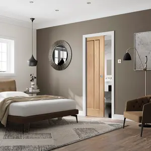 Internal Worcester Oak Door 1981 x 457 x 35mm (18")