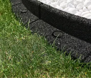 1m FlexiBorder Garden Edging in Black H8cm Pack of 6