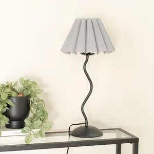 ValueLights Wiggle Black Metal Single Stem Table Lamp with Grey Scallop Tapered Lamp Shade and LED Bulb