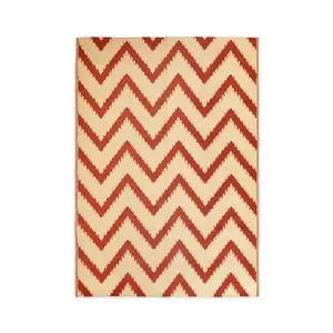 Large Garden Outdoor Rug For Patio, Reversible Chevron Colours, Red & Cream Waterproof Area Rug 160 x 230cm