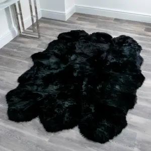 Luxurious Sextuple Black Sheepskin Rug