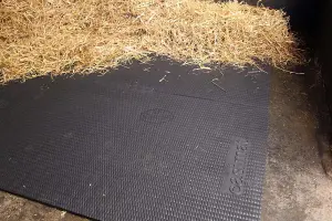 34mm Straight Horse Stable Floor Mat x 12