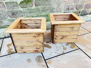 Charles Taylor 2pc Large Square Planter Set