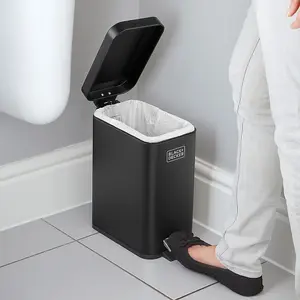 BLACK+DECKER 5L Black Pedal Bin with Soft Close Lid