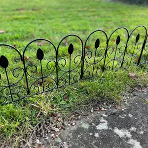 Leaf Design Steel Garden Lawn Edging (45cm x 41cm) - 10 Panels