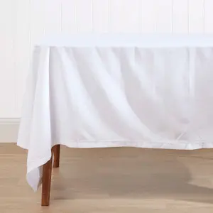 Homescapes White Tablecloth 137 x 178 cm