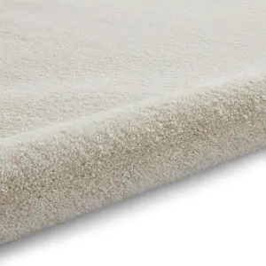 Cream Plain Shaggy Rug, 17mm Thick Stain-Resistant Rug, Modern Rug for Bedroom, LivingRoom, & DiningRoom-60cm X 115cm