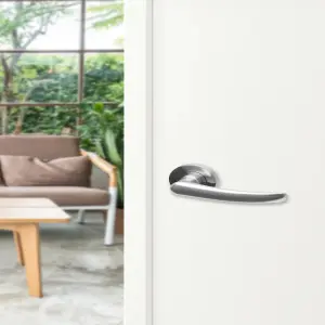 Intelligent Hardware - Internal Door Handle - Pair - Lever on Round Rose - Alpine - Polished Chrome