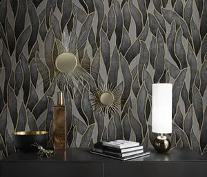 Non-woven wallpaper with natural elegant glamour look