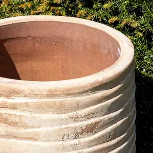 Primrose Tall Round Ribbed Terracotta Planter In Antique Cream 80cm