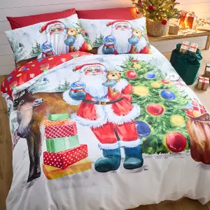 Catherine Lansfield Christmas Retro Santa Reversible Duvet Cover Set with Pillowcase White