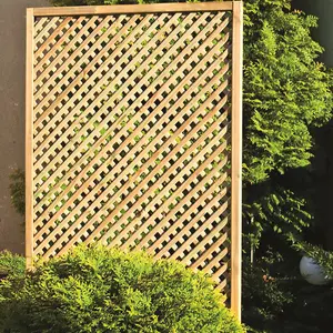 Primrose Wall Diamond Trellis Privacy Garden Softwood Screening 1.83m x 0.3m