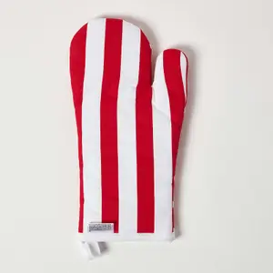 Homescapes Red Polk Dot Cotton Oven Glove