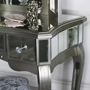 Melody Maison Mirrored Dressing Table and Vanity Mirror - Tiffany Range