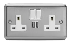 Varilight XS5U2SW 13A Socket 2-Gang With USB White