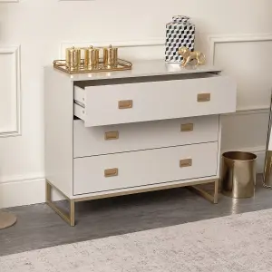 Melody Maison Large 3 Drawer Chest of Drawers and Pair of Bedside Tables - Elle Stone Range