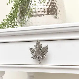 Melody Maison Silver Maple Leaf Drawer Knob