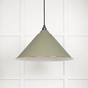 White Gloss Hockley Pendant in Tump