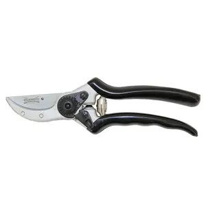 Razorcut Pro Straight Bypass Pruner by Wilkinson Sword