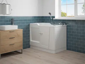 Lisna Waters Bavaro Right Hand Deep Soak Walk In Bath 1220mm x 750mm