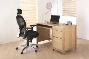 Portland office chair with black mesh back