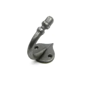 Oakcrafts - Robe Hook Acorn Tip Spearhead Antique Iron 2" / 50mm