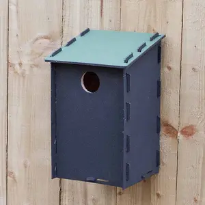 Eco Starling Nest Box - Recycled LDPE Plastic/Wood - L18 x W20 x H35 cm