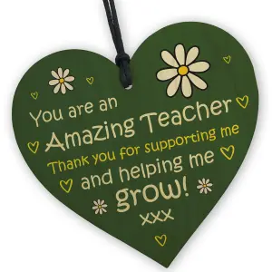 Red Ocean Teacher Appreciation Gifts - Teacher Gifts - An Amazing Teacher - Wooden Heart Sign - Nursery Preschool High School