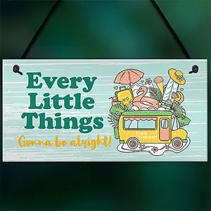 Red Ocean Caravan Campervan Hanging Sign - 'Every Little Things Gonna Be Alright' - Motorhome Decor Accessories Signs And Plaques