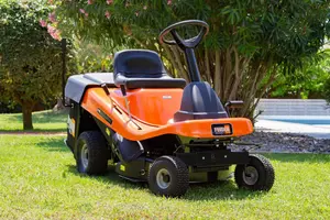 Feider FRT75BS125-SD Compact Side-Discharge Ride-On Mower with Manual Drive & Briggs Engine